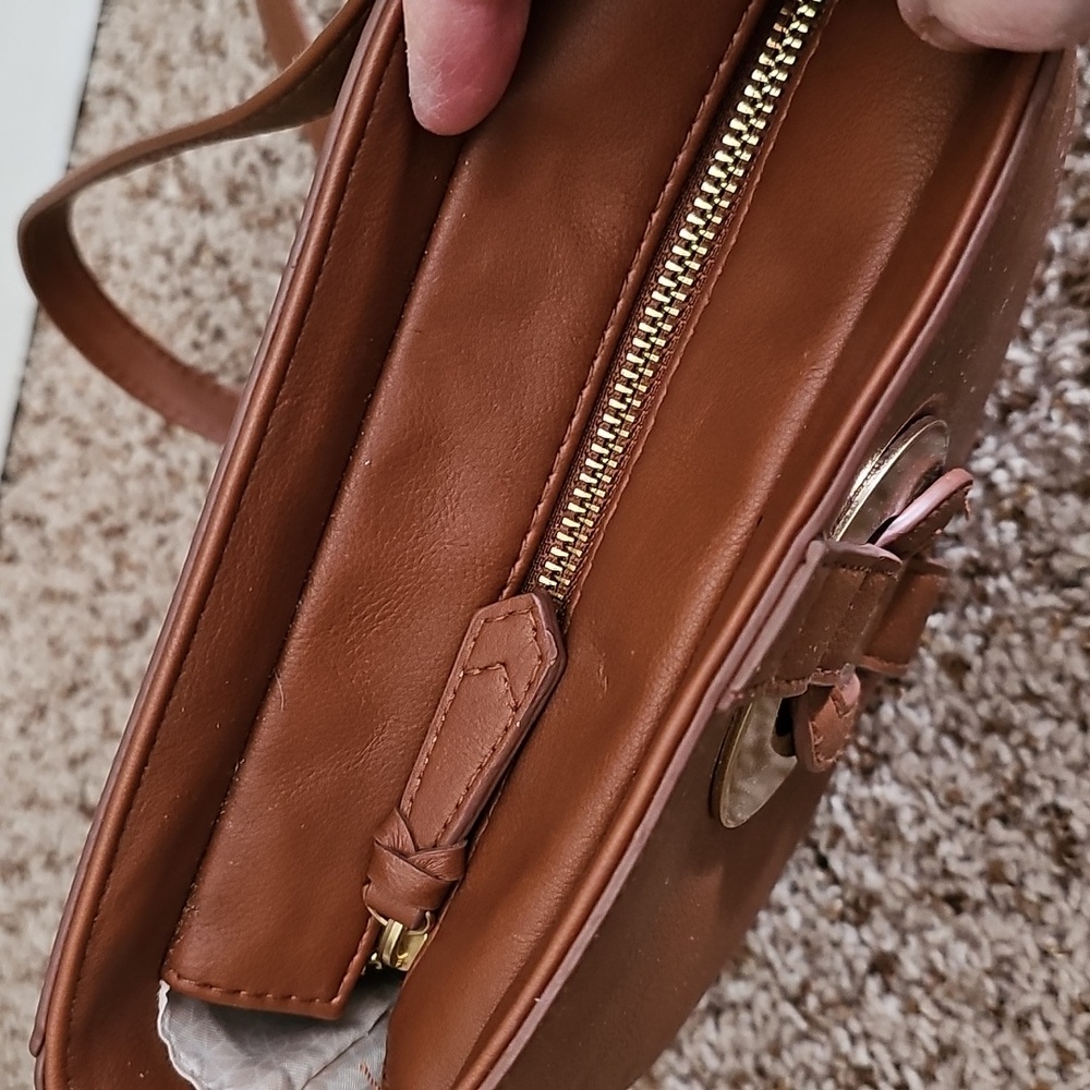 Time and Tru crossbody bag - Picture 7 of 15